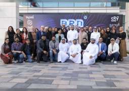 أحمد بن محمد يزور عددا من المؤسسات الإعلامية في مدينة دبي للإعلام 