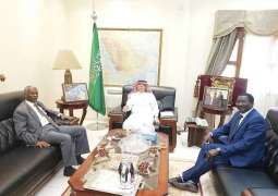 سفير المملكة لدي السودان يلتقي مفوض العودة الطوعية واعادة التوطين بدارفور