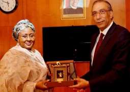 سفير خادم الحرمين الشريفين لدى نيجيريا يلتقي رئيسة مؤسسة عائشة بخاري