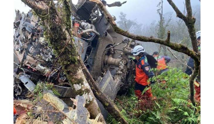 Taiwanese Military Retrieve Black Box of Crashed Helicopter Black Hawk State Media