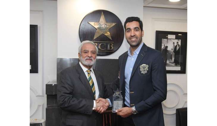 Umar Gul honoured during third T20I