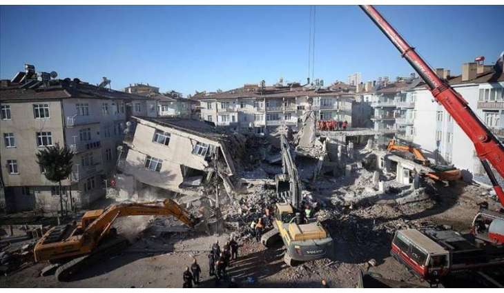 Turkish Gov't to Build Shelters, Give Rent Support to Quake-Affected Families - Reports
