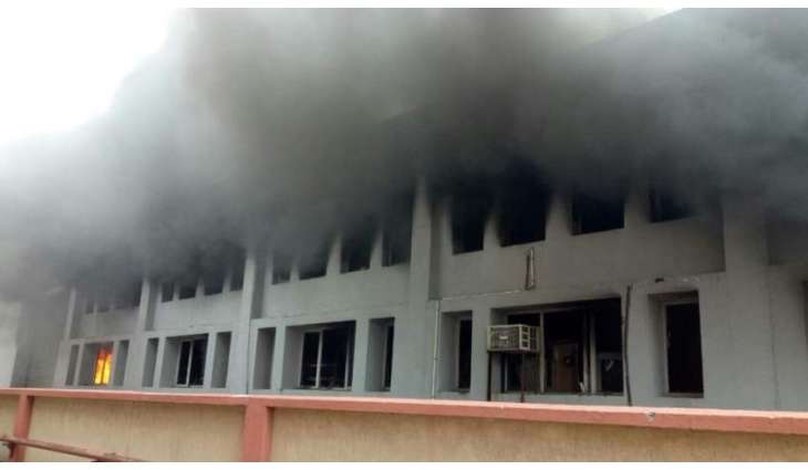 11 die many other injured after fire erupts in private factory