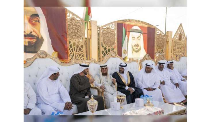 Mohamed bin Zayed attends wedding reception