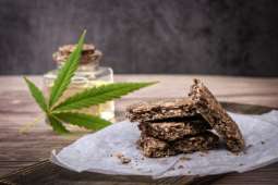 Specialists warn about risks of cannabis edibles