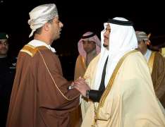 وزير الشؤون الرياضية العماني يغادر الرياض