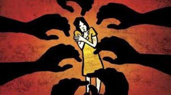 Indian woman raped by 39 men in UP

 