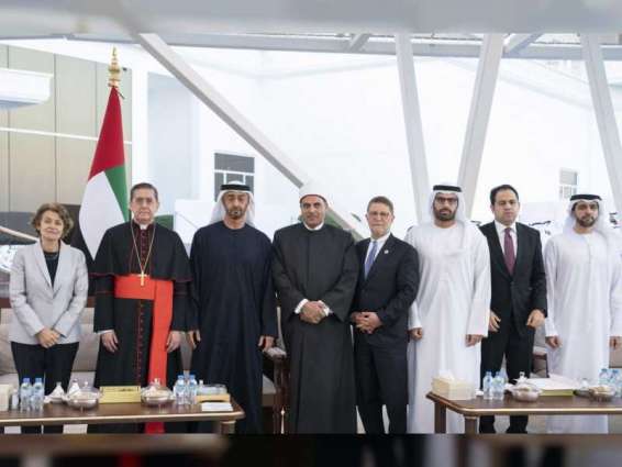 Mohamed bin Zayed receives members of the Higher Committee of Human Fraternity