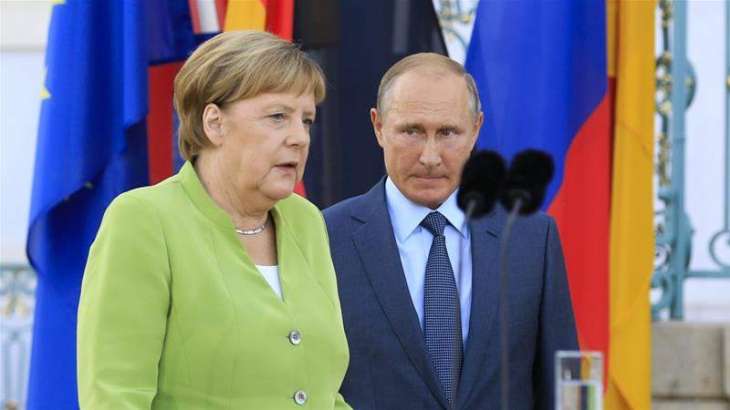 Putin Talks Gas Transit Via Ukraine With Merkel, Praises Berlin's Stance on Nord Stream 2