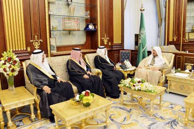 رئيس مجلس الشورى يستقبل عدداً من سفراء خادم الحرمين الشريفين المعينين لدى بعض الدول الشقيقة والصديقة