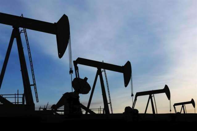 OECD Oil Reserves 8.9 Million Barrels Above OPEC+ Deal Target in November - IEA