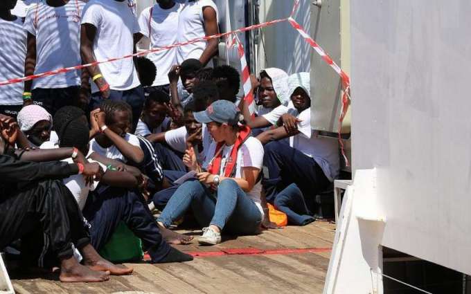 Over 100 Migrants Disembark From NGO Ship in Italy, Lega Party Enraged - Reports