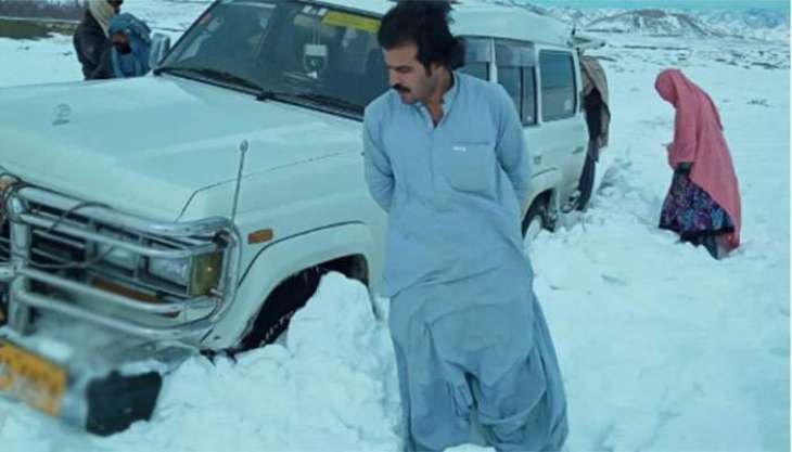PM Khan lauds man for saving more than 100 peoples lives in snow-stricken Zhob