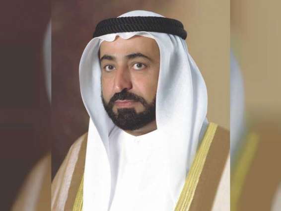 حاكم الشارقة يعزي خادم الحرمين بوفاة الأمير بندر بن محمد بن عبد الرحمن