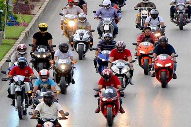 Supreme Court (SC) adjourns case for two week against permission of heavy bikes on motorway