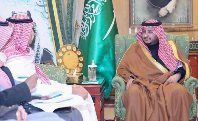 سمو نائب أمير منطقة الجوف يستقبل رئيس الاتحاد السعودي للتجديف