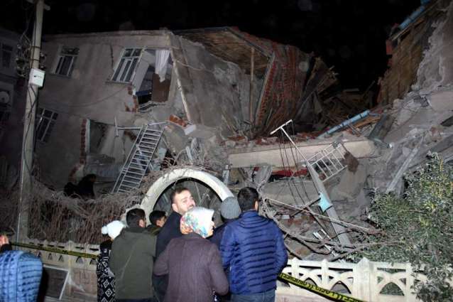 Greek Prime Minister Calls Erdogan to Offer Help to Quake-Hit Turkey - Office