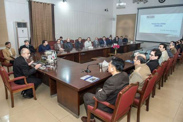 Vice-Chancellor chairs departmental heads meeting, ponder over steps to further develop UVAS, livestock sector