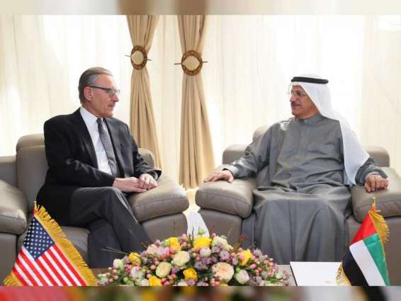 الإمارات و الولايات المتحدة تبحثان تعزيز التعاون بمجالات الابتكار والطاقة المتجددة والاستثمار