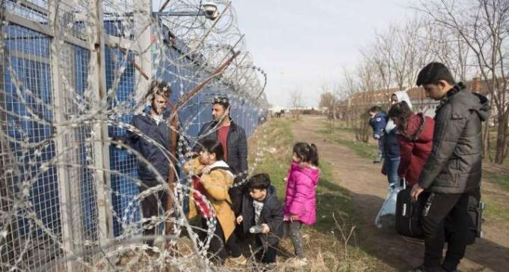 Two Groups of Mideast Migrants Break Through Serbian Border Into Hungary - Reports