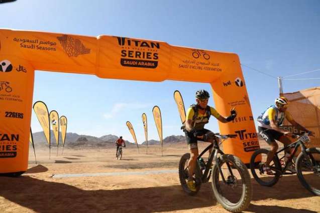 الإسباني أوسكار بيجور يتصدر المرحلة الأولى في سباق الدراجات الصحراوية 