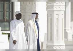 محمد بن زايد يستقبل رئيس السنغال