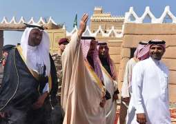 سمو أمير نجران يزور قرية آل منجم التراثية