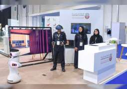 "جمارك أبوظبي" تدرب مفتشيها عبر تقنية الواقع الافتراضي