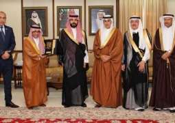 سمو سفير خادم الحرمين الشريفين لدى البحرين يستقبل رئيس المنظمة العربية للسياحة ووزير الصناعة والتجارة وَالسياحة البحريني