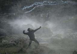 Greek protests: Dozens hurt as island clashes intensify