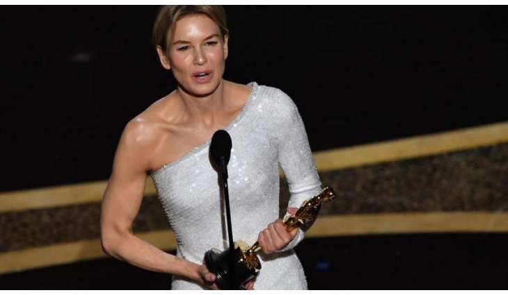 Zellweger caps magical comeback with second Oscar