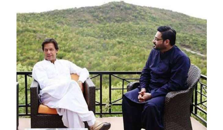 “Don’t use word “Riasat-i-Madina” for Pakistan,” Dr. Amir Liaqat advises PM Imran