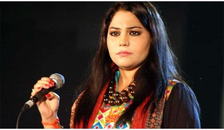 Sanam Marvi’s husband refuses allegations of domestic violence against him