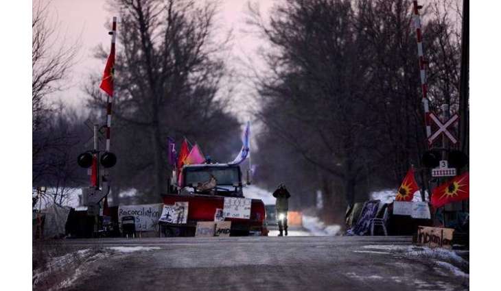 Canadian Police Move to Clear Anti-Pipeline Protest Blocking Rail Corridor in Ontario