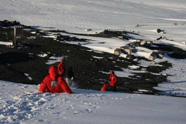 UK, Russia Agree on Need to Regulate Tourism, Research in Antarctica - London