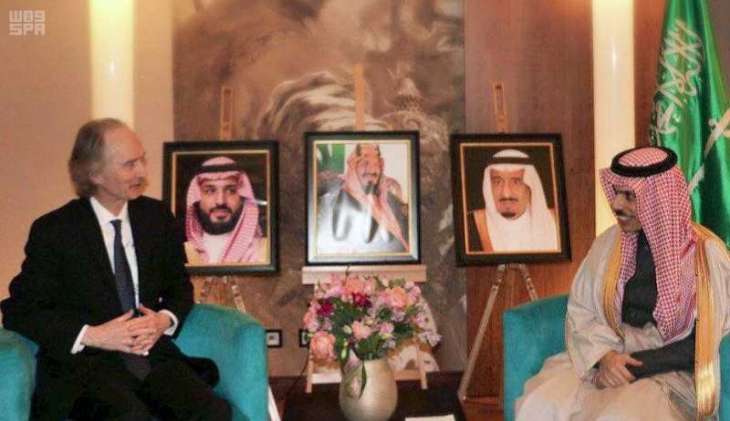سمو الأمير فيصل بن فرحان يستقبل المبعوث الأممي إلى سوريا