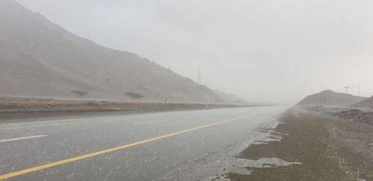 أمطار على بعض مراكز محافظة أملج