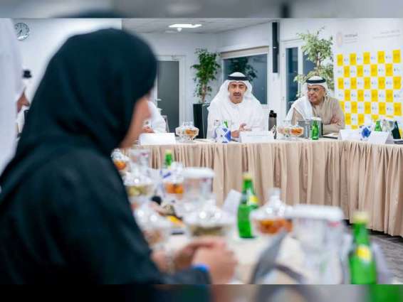 عبدالله بن زايد يترأس اجتماع اللجنة التوجيهية لمناقشة مشاركة الدولة في أعمال مجموعة العشرين