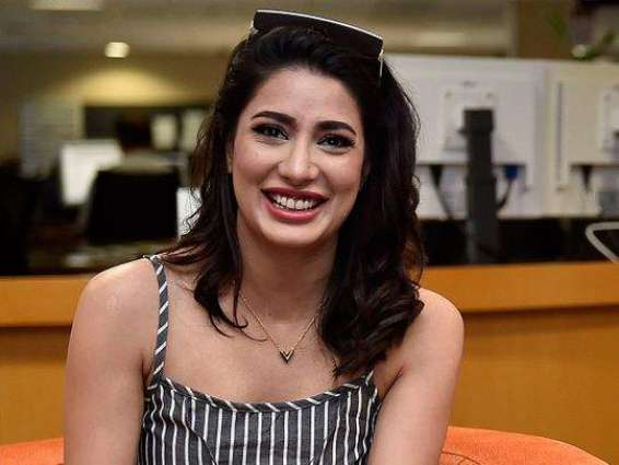 Mehwish Hayat beams over festivity of PSL, return of cricket and players to Pakistan