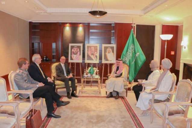 سمو الأمير فيصل بن فرحان يستقبل رئيس الأكاديمية الاتحادية للسياسات الأمنية (BAKS)