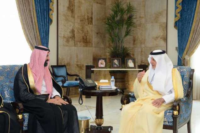 سمو الأمير خالد الفيصل يستقبل رئيس مجلس هيئة السوق المالية