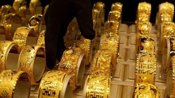Gold prices touch all time high Rs 96, 300 per tola