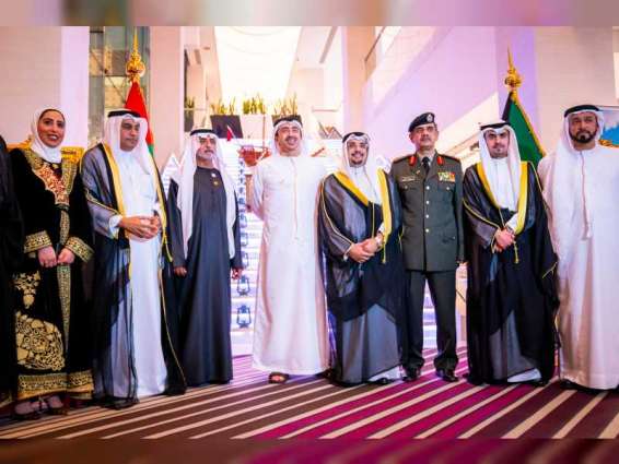 عبدالله بن زايد يحضر حفل سفارة الكويت بمناسبة اليوم الوطني