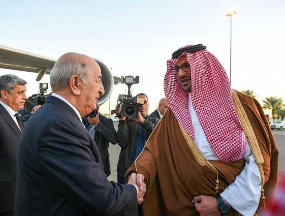 الرئيس الجزائري يصل المدينة المنورة