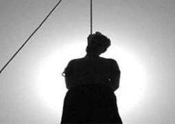 انتحار الوافد من الجنسیة البنجالیة داخل سکنہ في منطقة أشیقر بالسعودیة