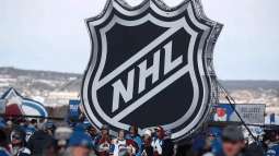 NHL Says Holding Consultations With Medical Experts, to Update Season's Status on Thursday