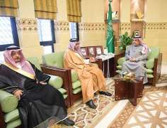 وكيل إمارة منطقة الرياض يستقبل المدير التنفيذي لإمارات المناطق بمركز المعلومات الوطني