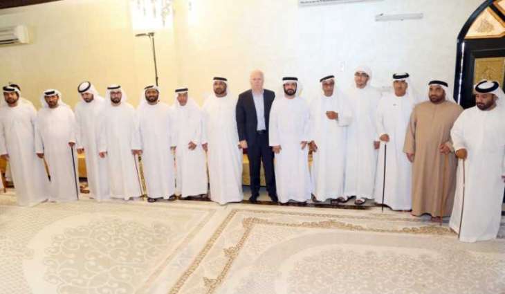 عبدالملك بن كايد القاسمي يحضر مأدبة غداء أقامها راشد بن حمدوه برأس الخيمة