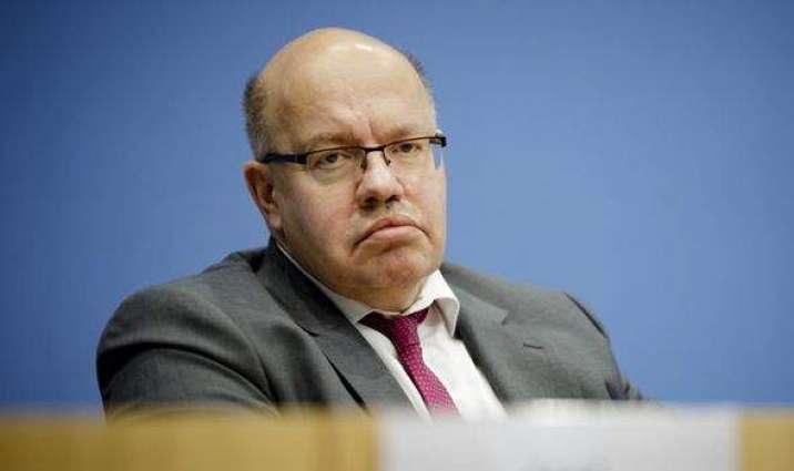 Germany's Altmaier Describes Billions of Euros in Aid as First Step to Save Economy