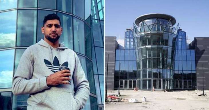 Amir Khan offers his marriage hall for treatment of Coronavirus patients in Bolton